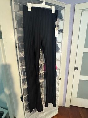 Good American Black Ribbed Knit Flare Pants